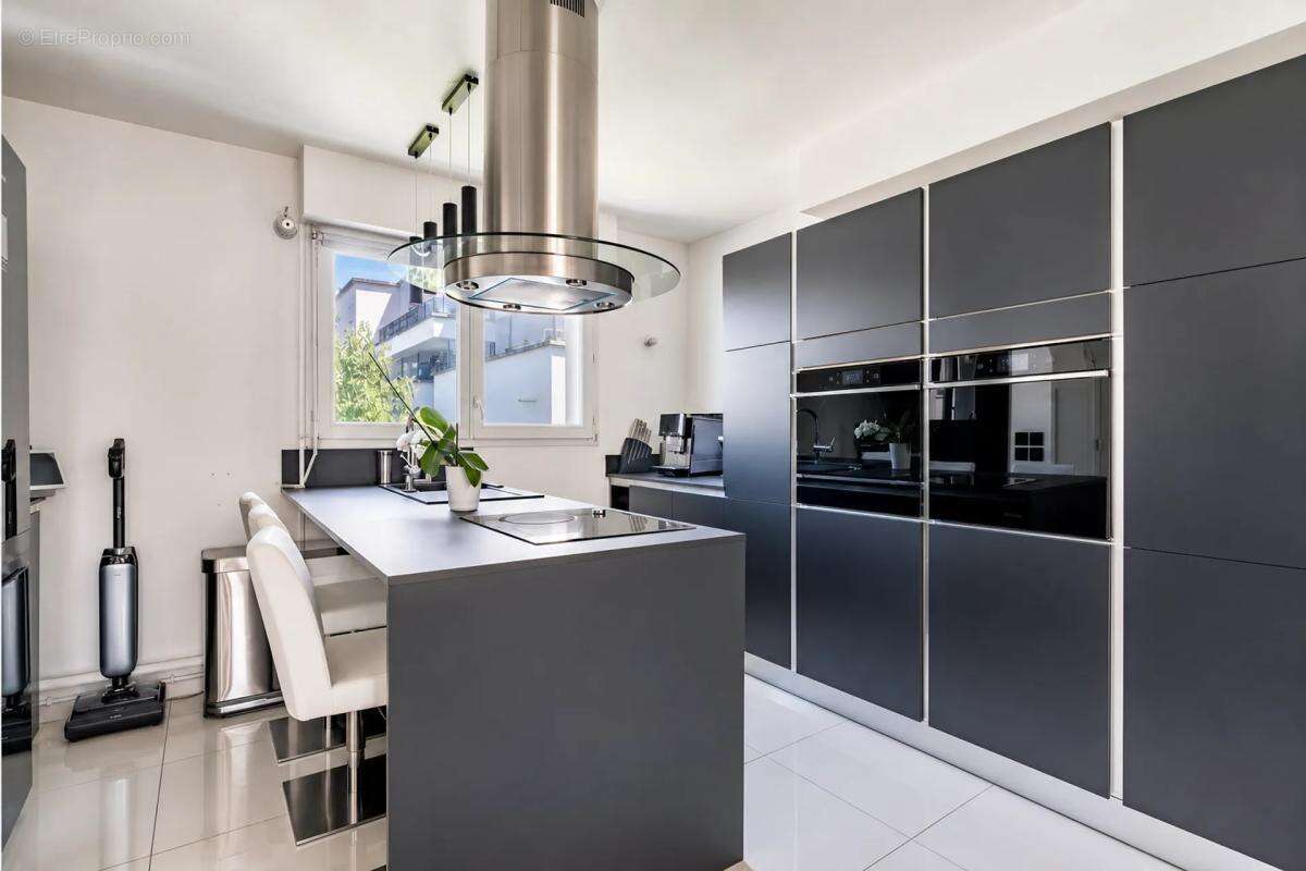 Appartement à STAINS