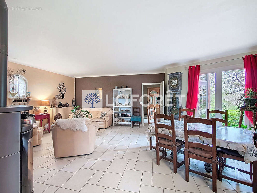 Maison à NOGENT-SUR-SEINE