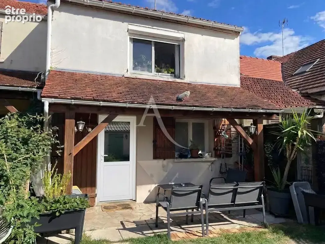 Photo Maison à Chevry-Cossigny au prix de 215 000€