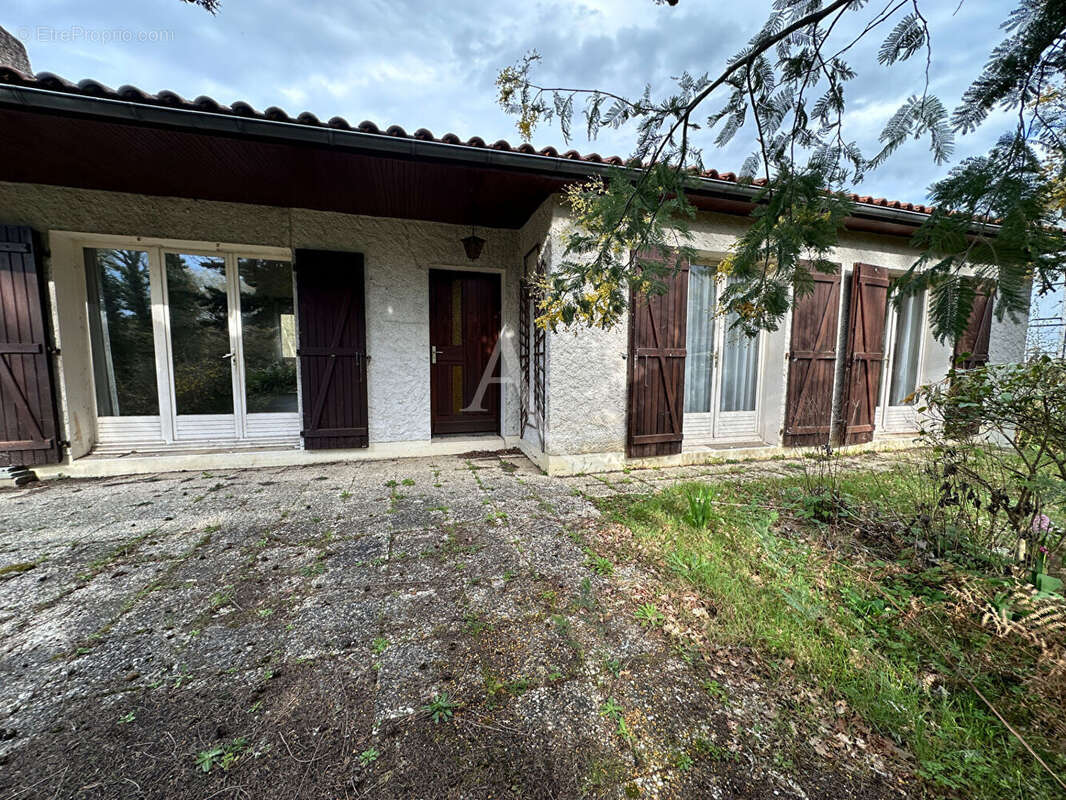 Maison à SAINT-BENOIT