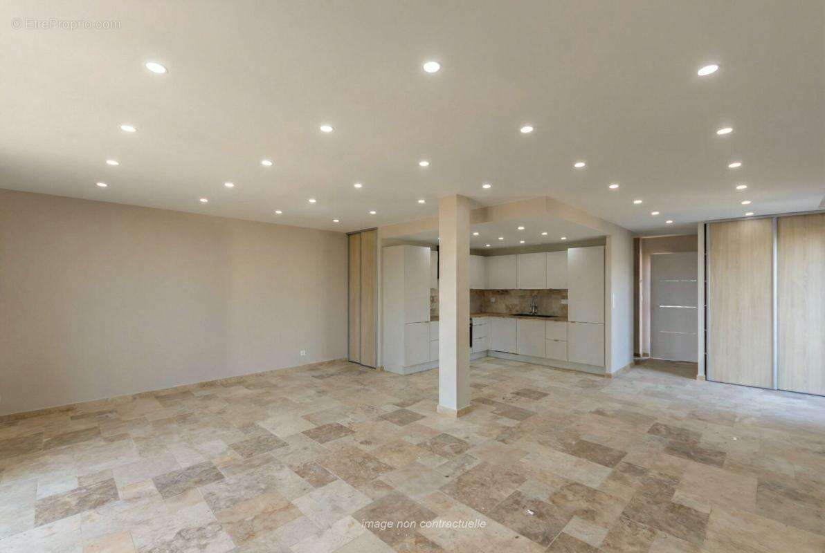 Villa mitoyenne Mougins limite Le Cannet 4 pièces 110 m2, terrasse et jardin - photo 5