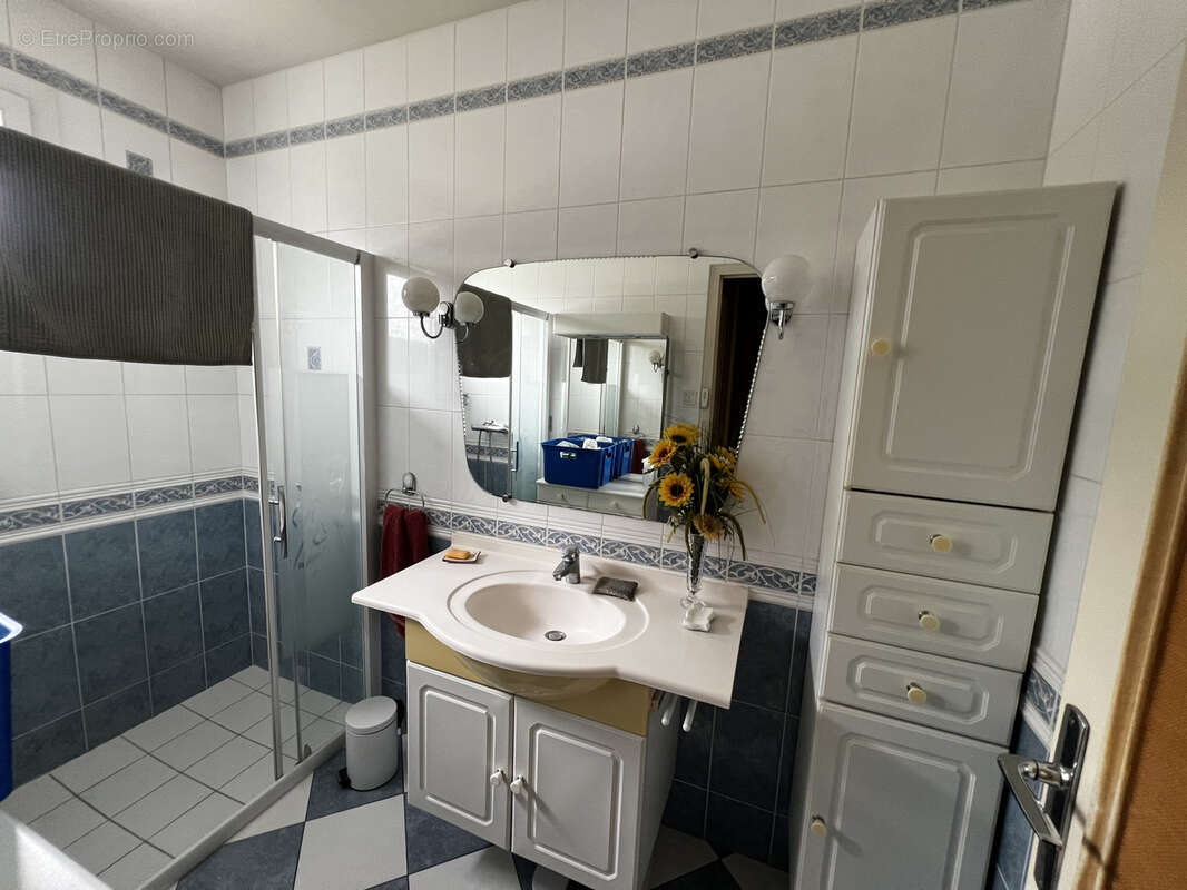 Maison à CHATELLERAULT