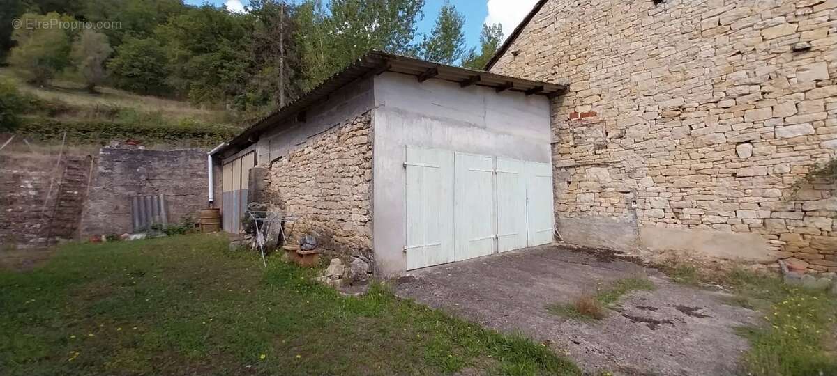 Maison à CAYLUS