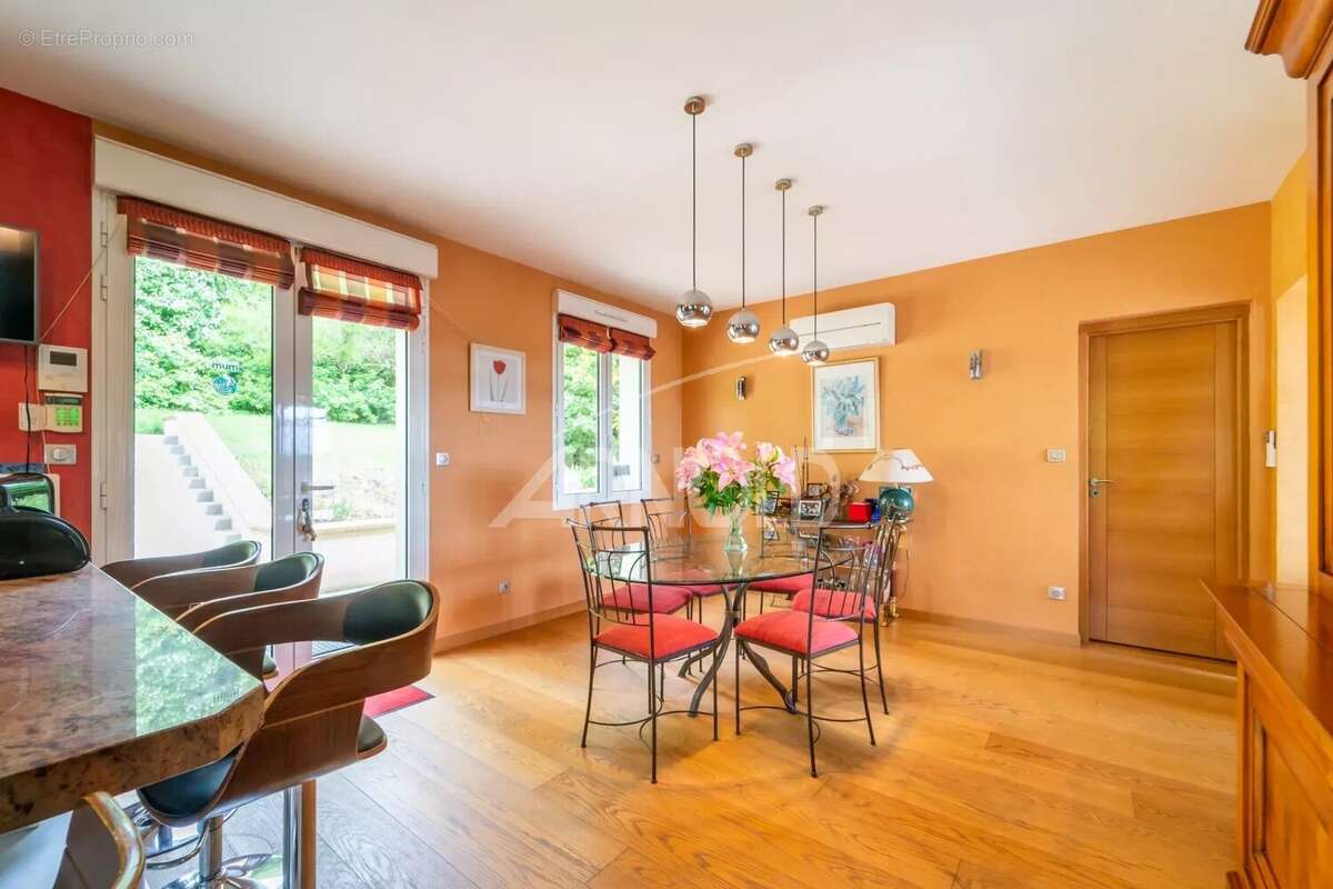 Maison à ATHIS-MONS