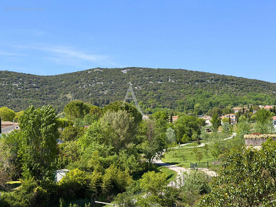 Maison à VAILHAUQUES