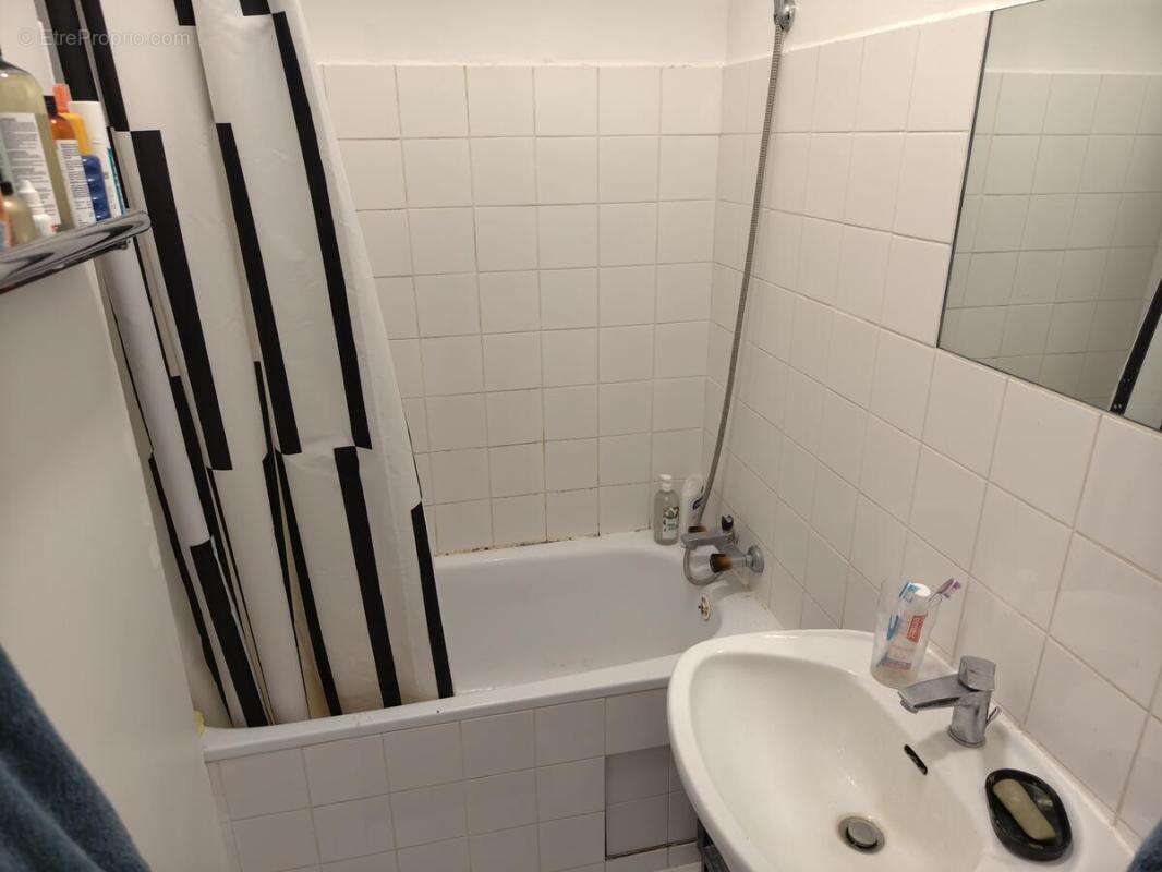 Appartement à PARIS-19E