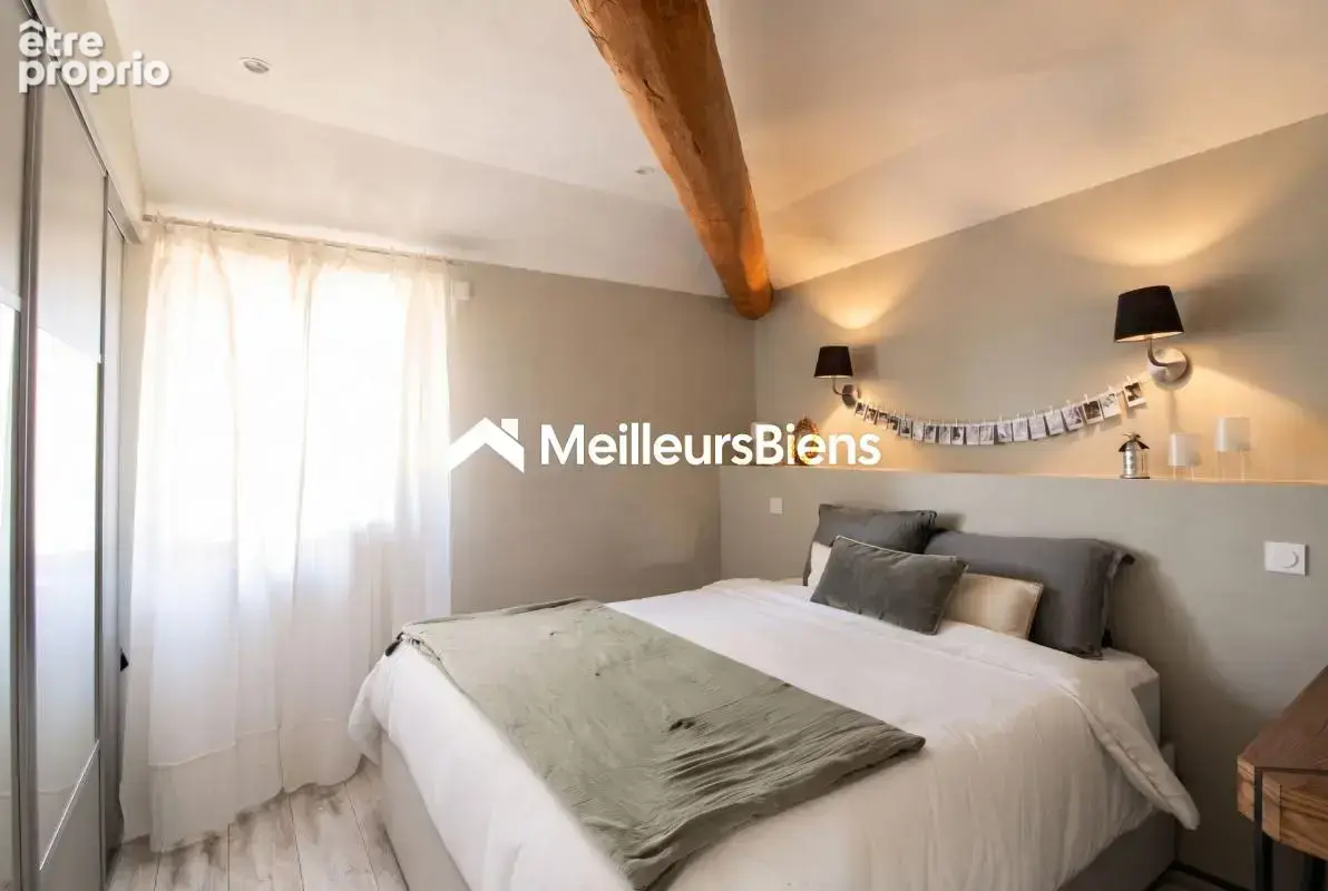 Appartement 4 pièces de 85 m² rénové avec balcon et stationnement - photo 5