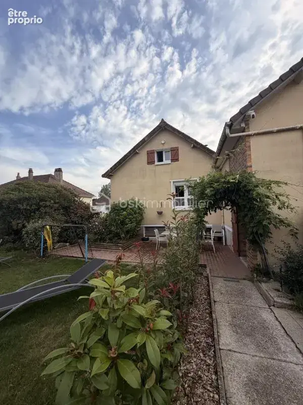 Maison familiale sur sous-sol complet - photo 13