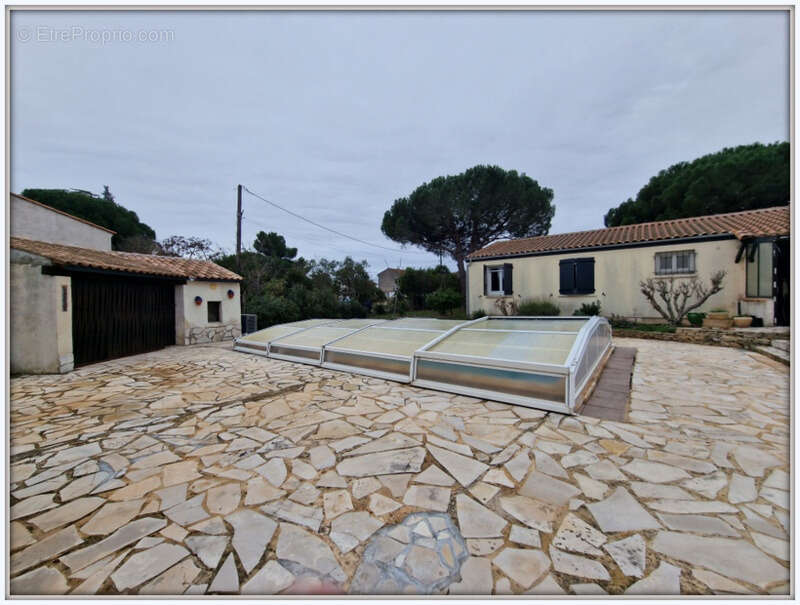 Maison à CUXAC-D&#039;AUDE