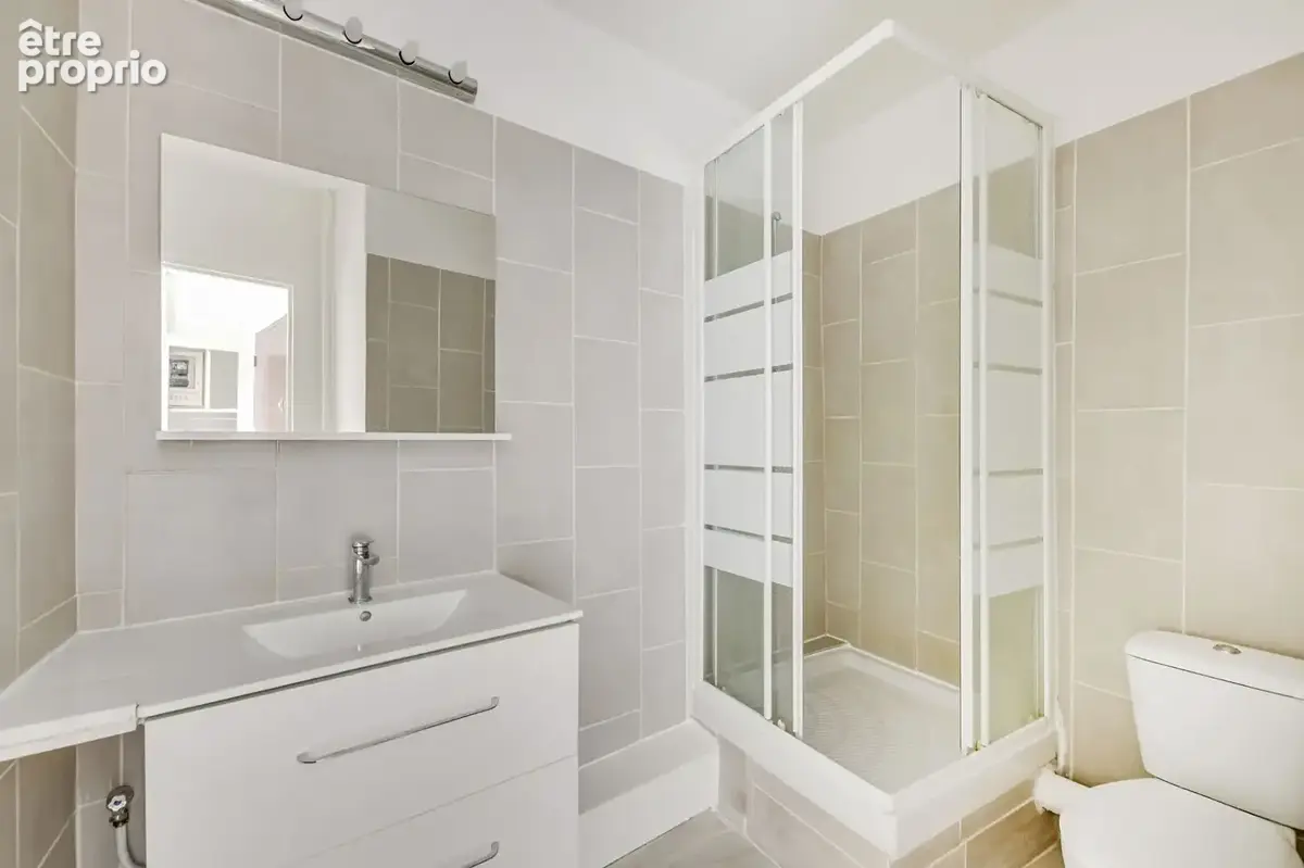 Paris 19 : Studio de 29m² en très bon état avec balcon - photo 3