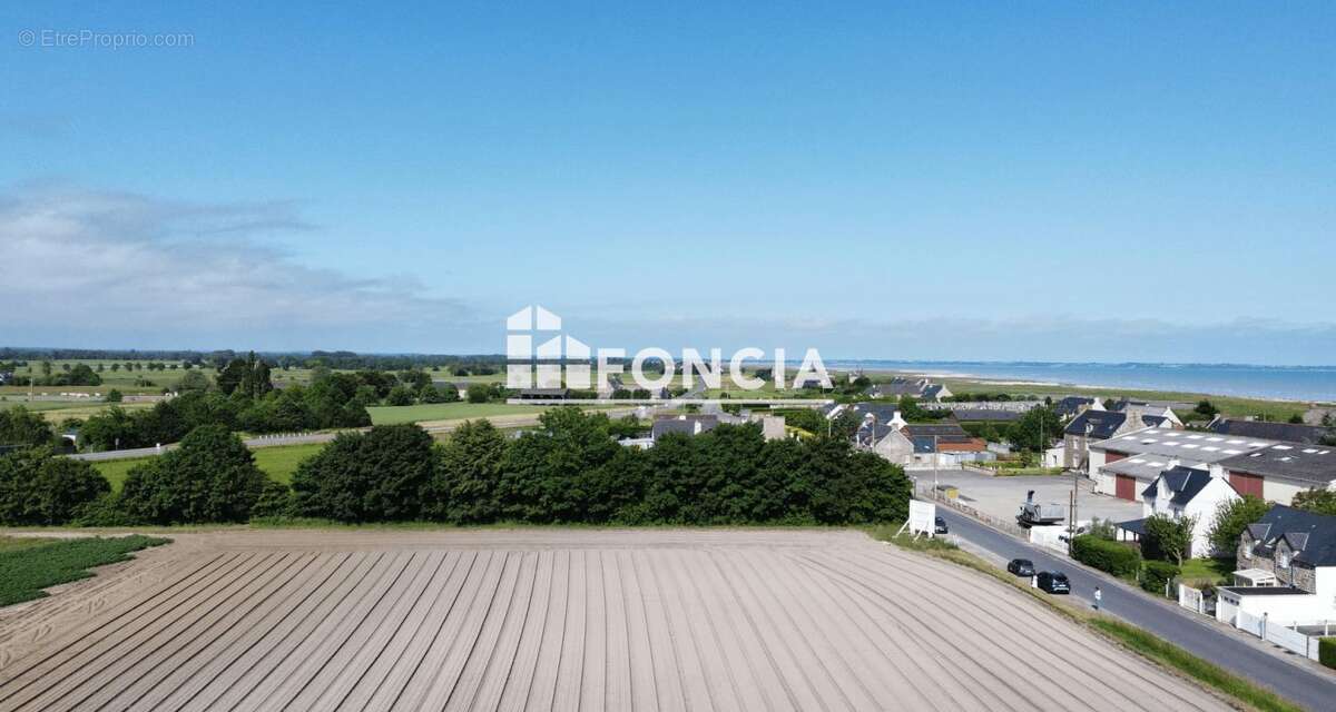 Terrain à CHERRUEIX