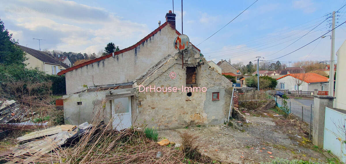 Maison à PRESLES