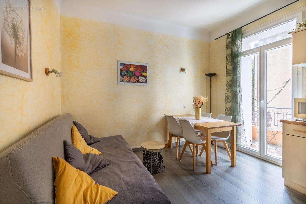Appartement à LE LAVANDOU