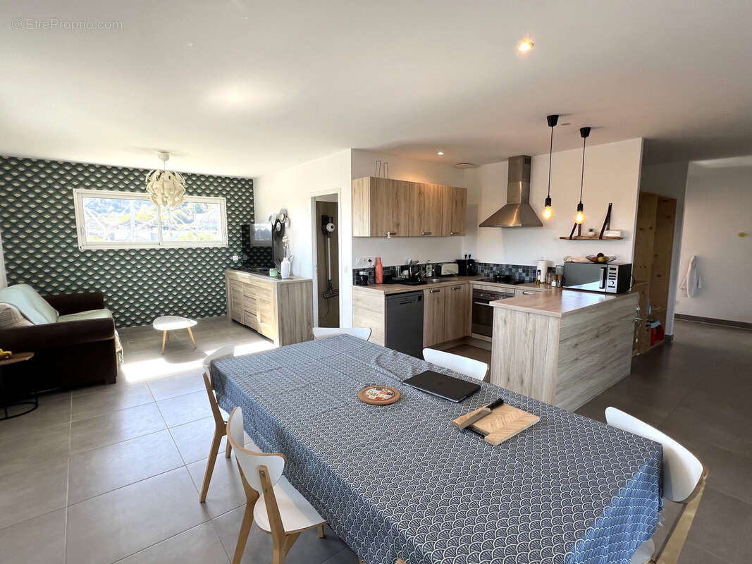 Appartement à SAINT-PERAY