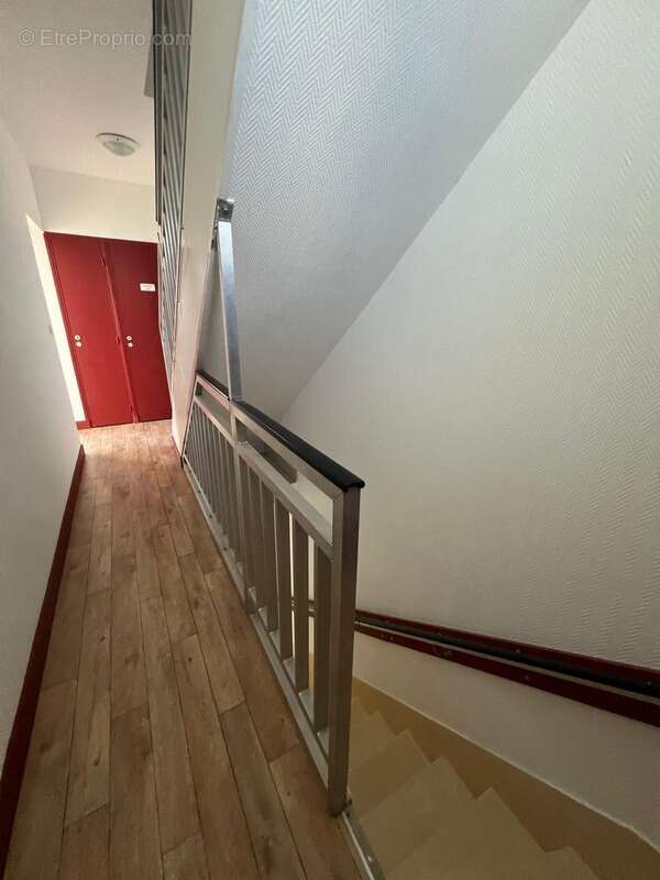Appartement à SAINT-CYR-SUR-LOIRE