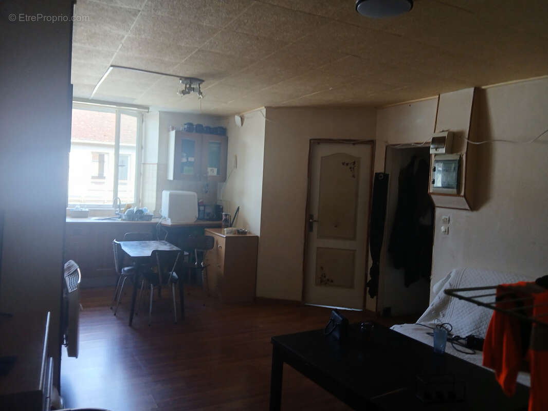 Appartement à JOUY-LE-CHATEL