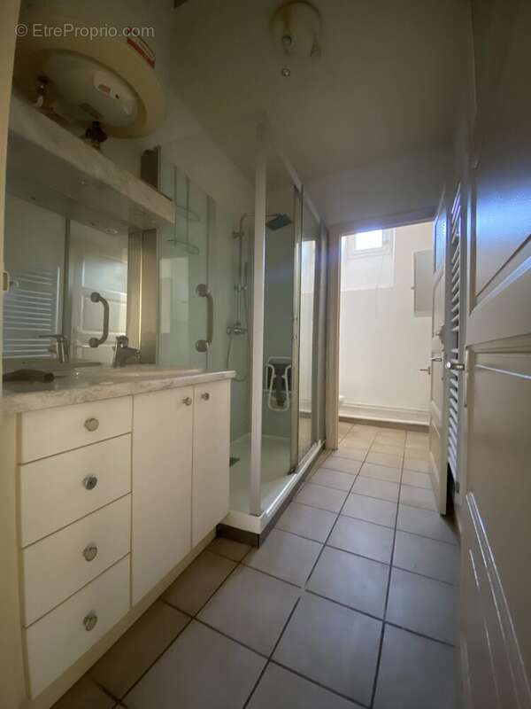 Appartement à CONDRIEU