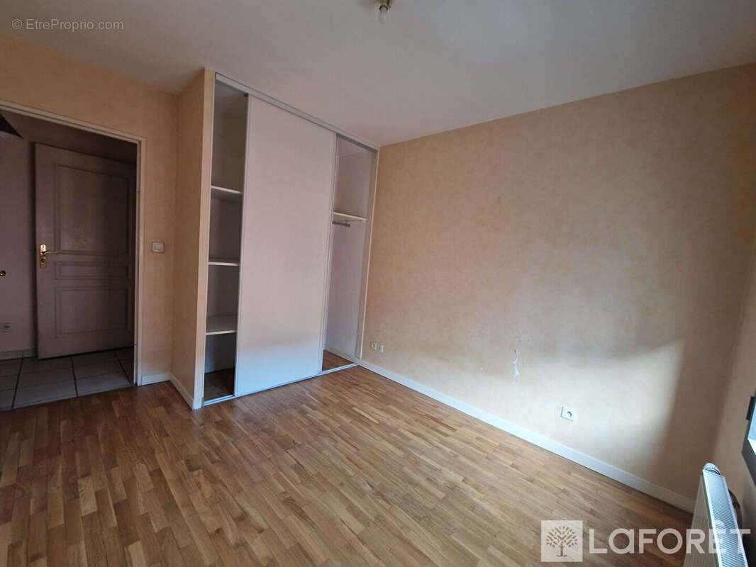 Appartement à OULLINS