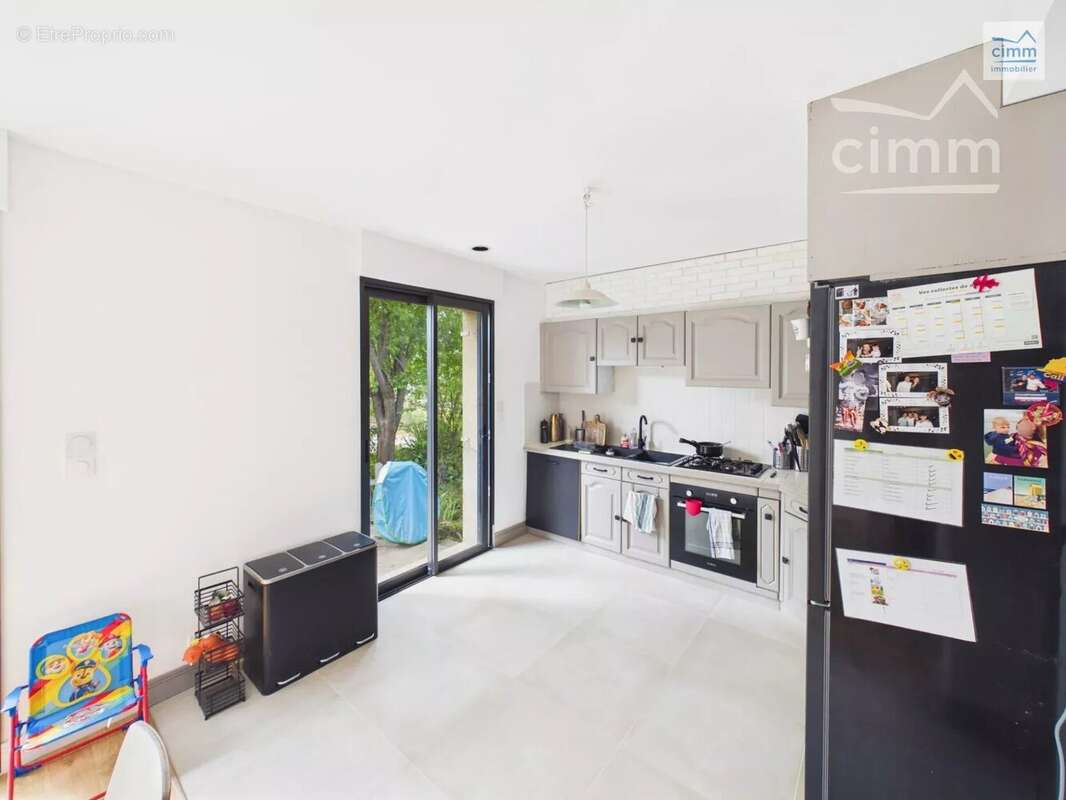 maison de 112 m2 plein centre de Pont Péan - photo 6