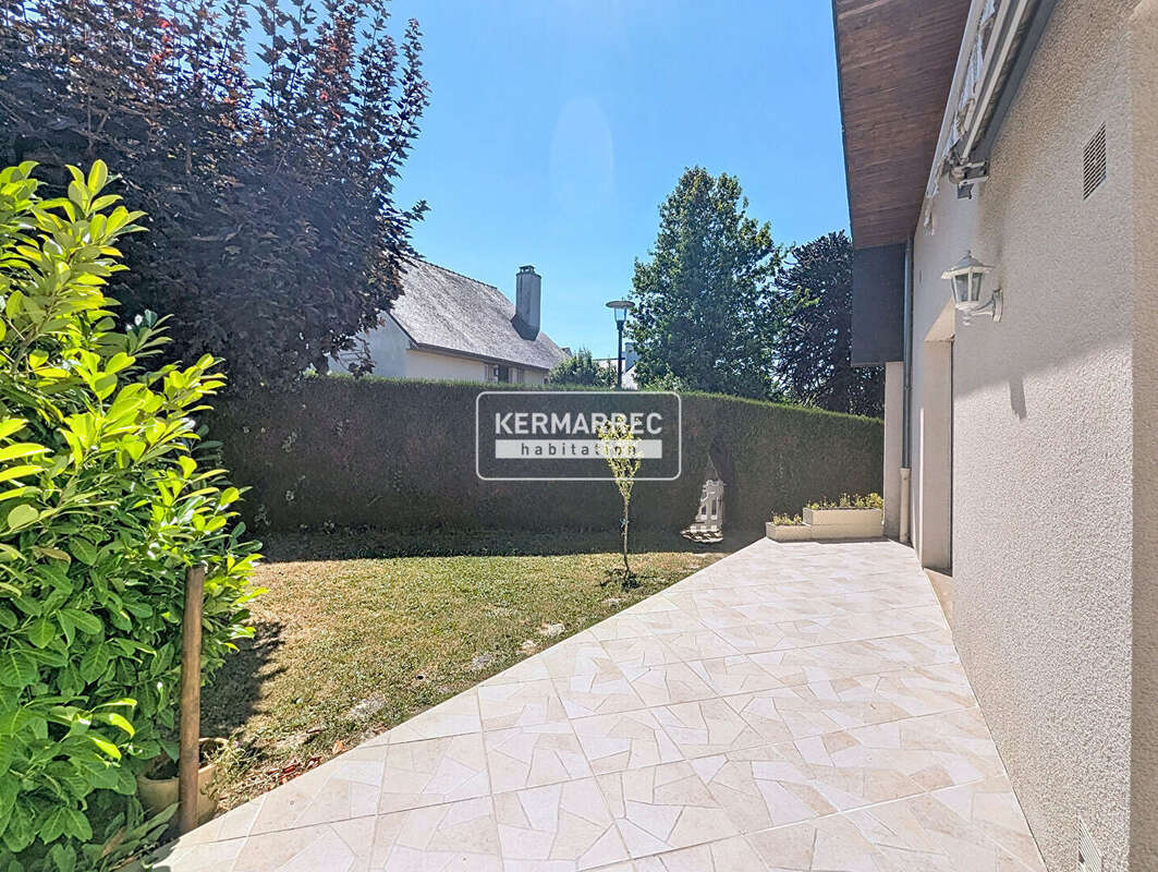 Maison à MONTGERMONT