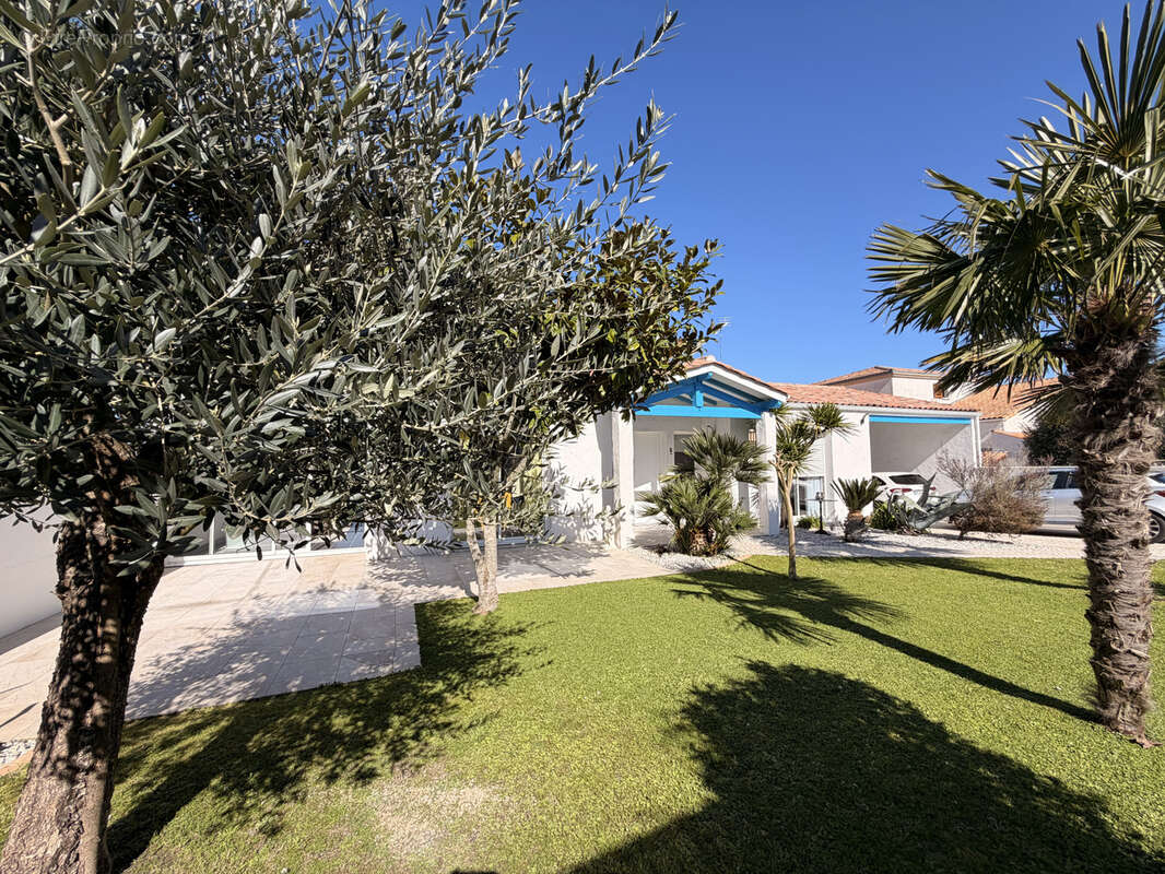 Maison à MESCHERS-SUR-GIRONDE