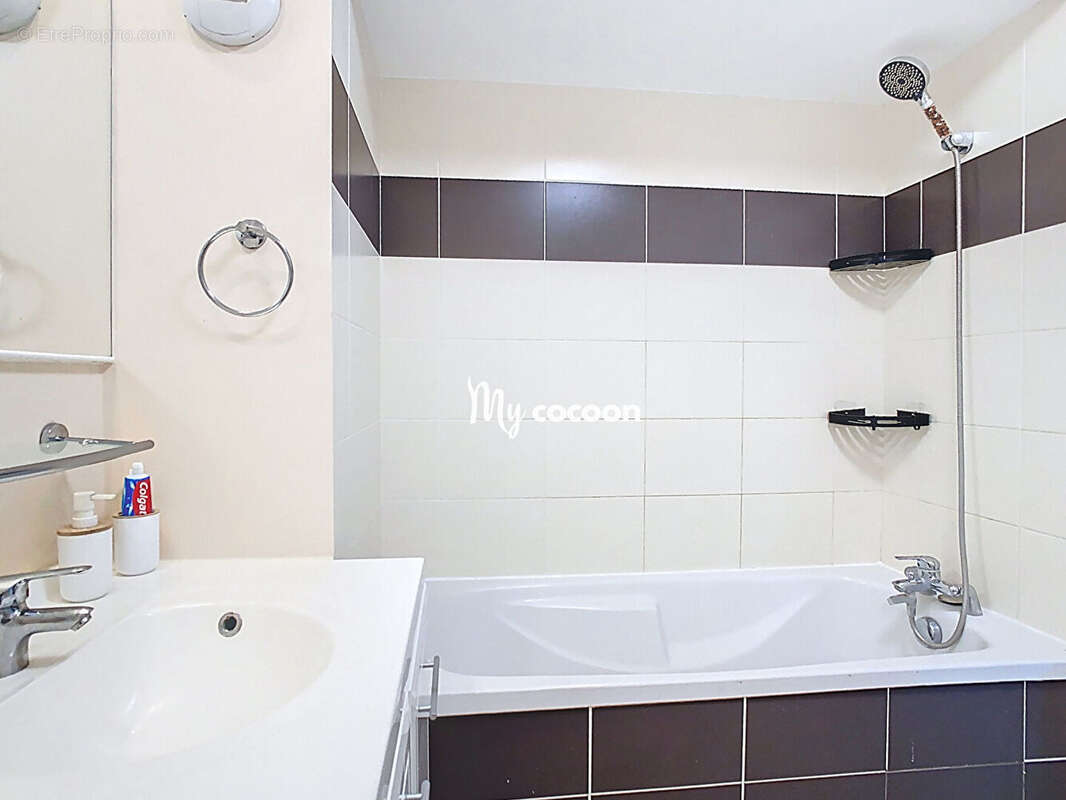 Appartement à VAULX-EN-VELIN