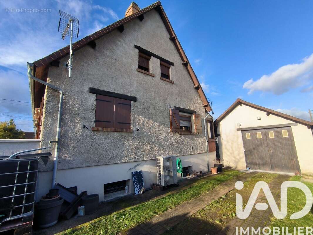 Photo 3 - Maison à COURCELLES-SUR-SEINE