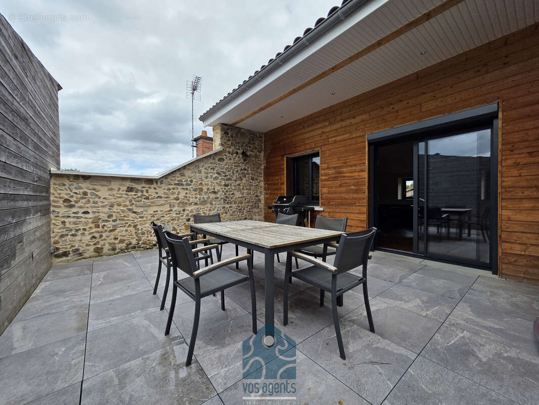 Maison à VERTAIZON