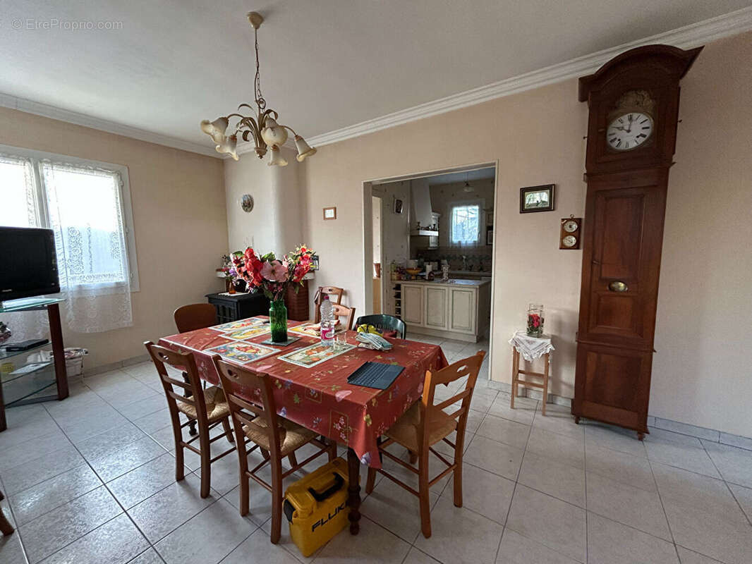 Maison à SAINT-GEORGES-DE-DIDONNE