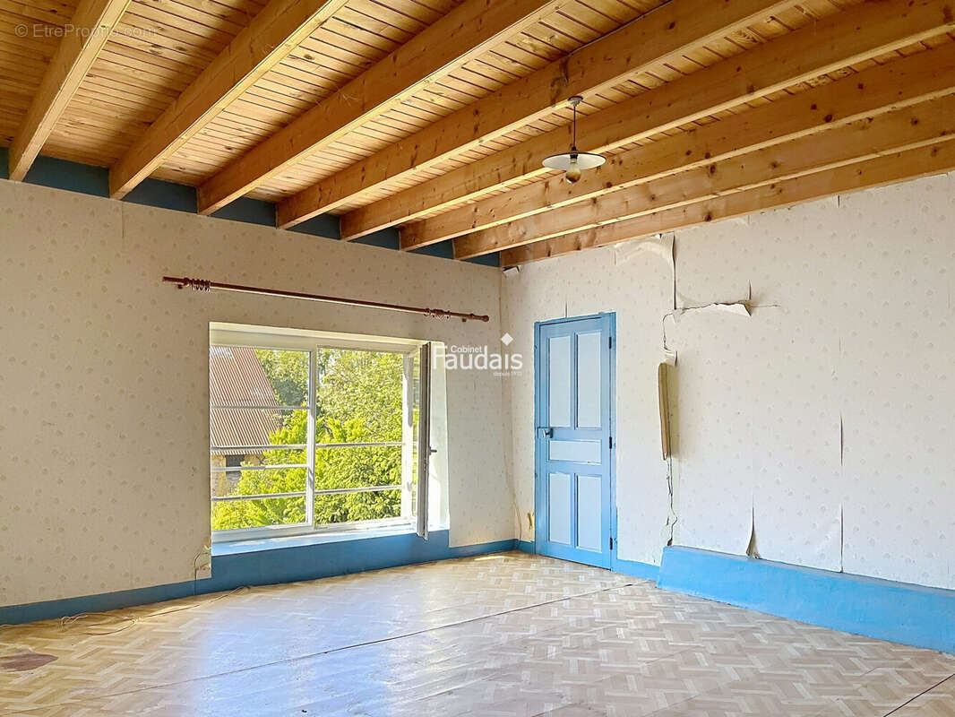 Maison 115 m² à Saint-Patrice-De-Claids  - photo 2
