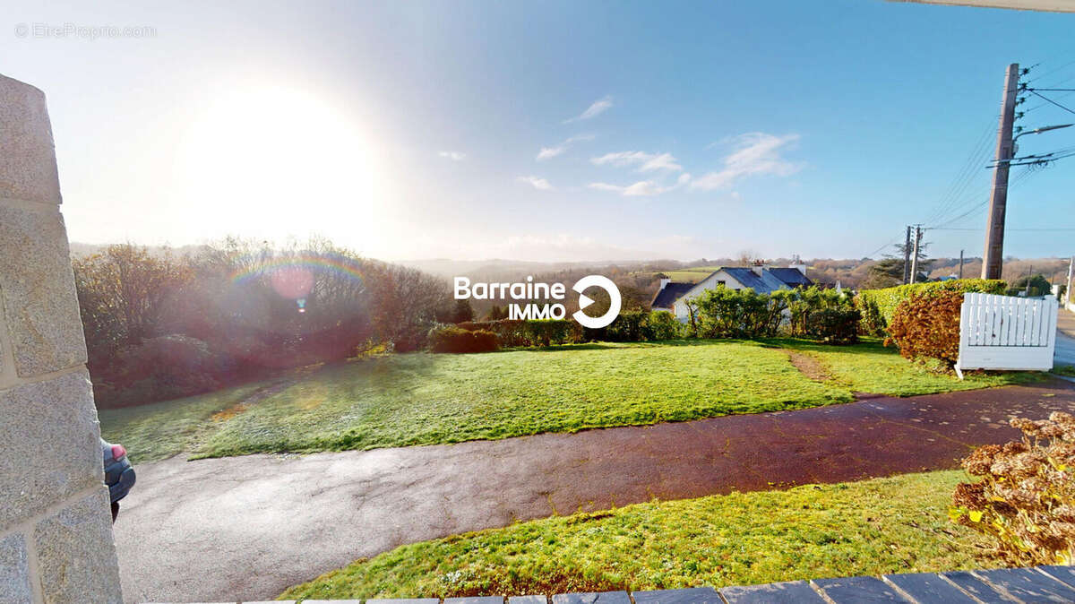 Maison à SAINT-MARTIN-DES-CHAMPS