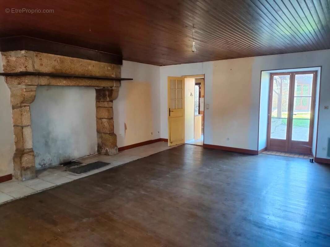 Appartement à CUSSAC