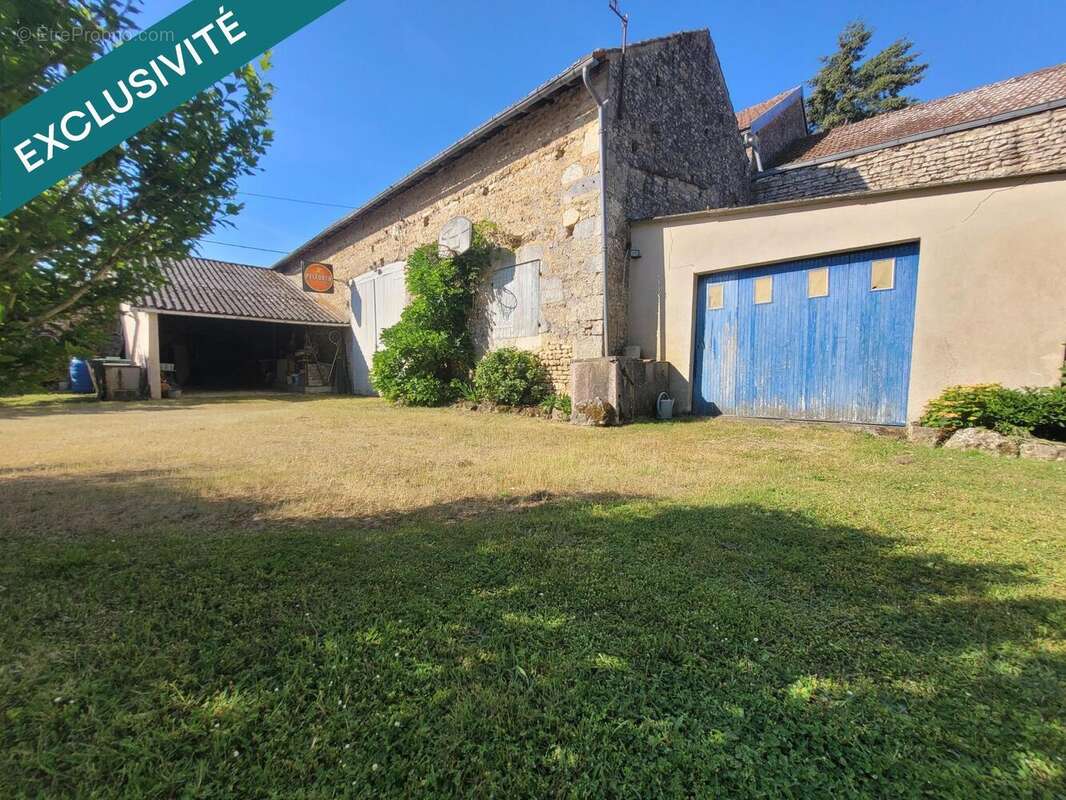 Photo 5 - Maison à VOUILLE