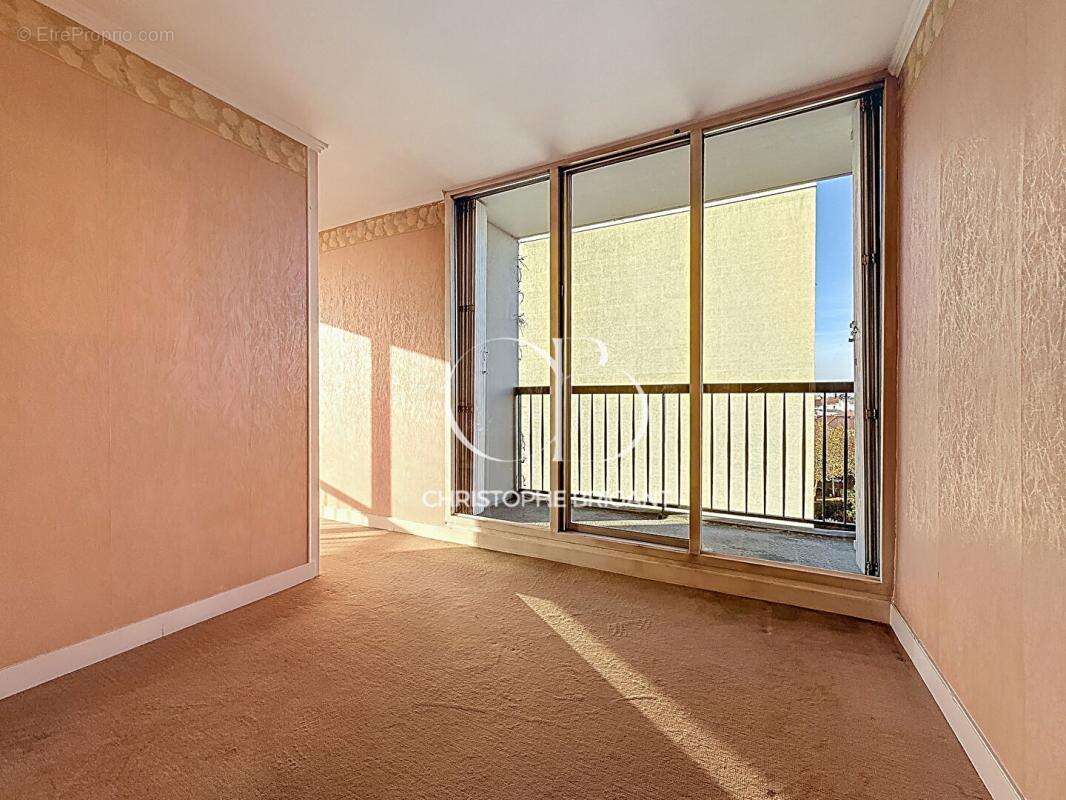 Appartement à VILLEJUIF