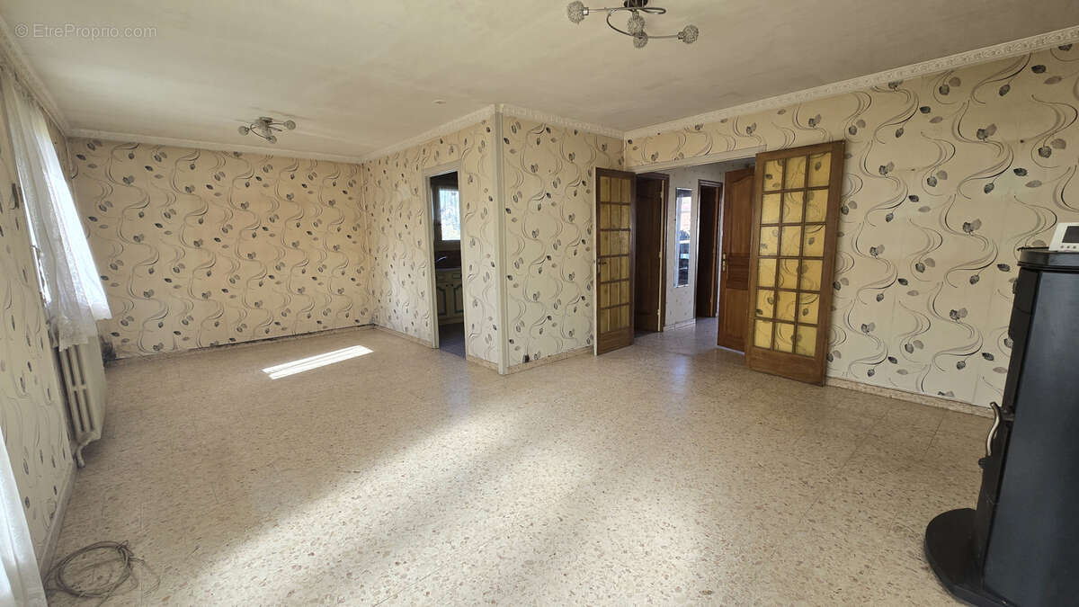 Maison à LIMOURS