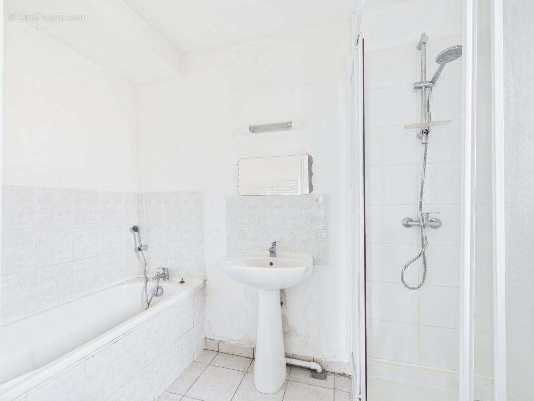 Maison à FONCHES-FONCHETTE