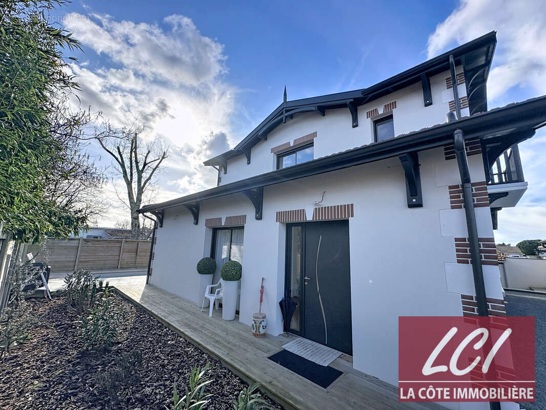 Maison à GUJAN-MESTRAS