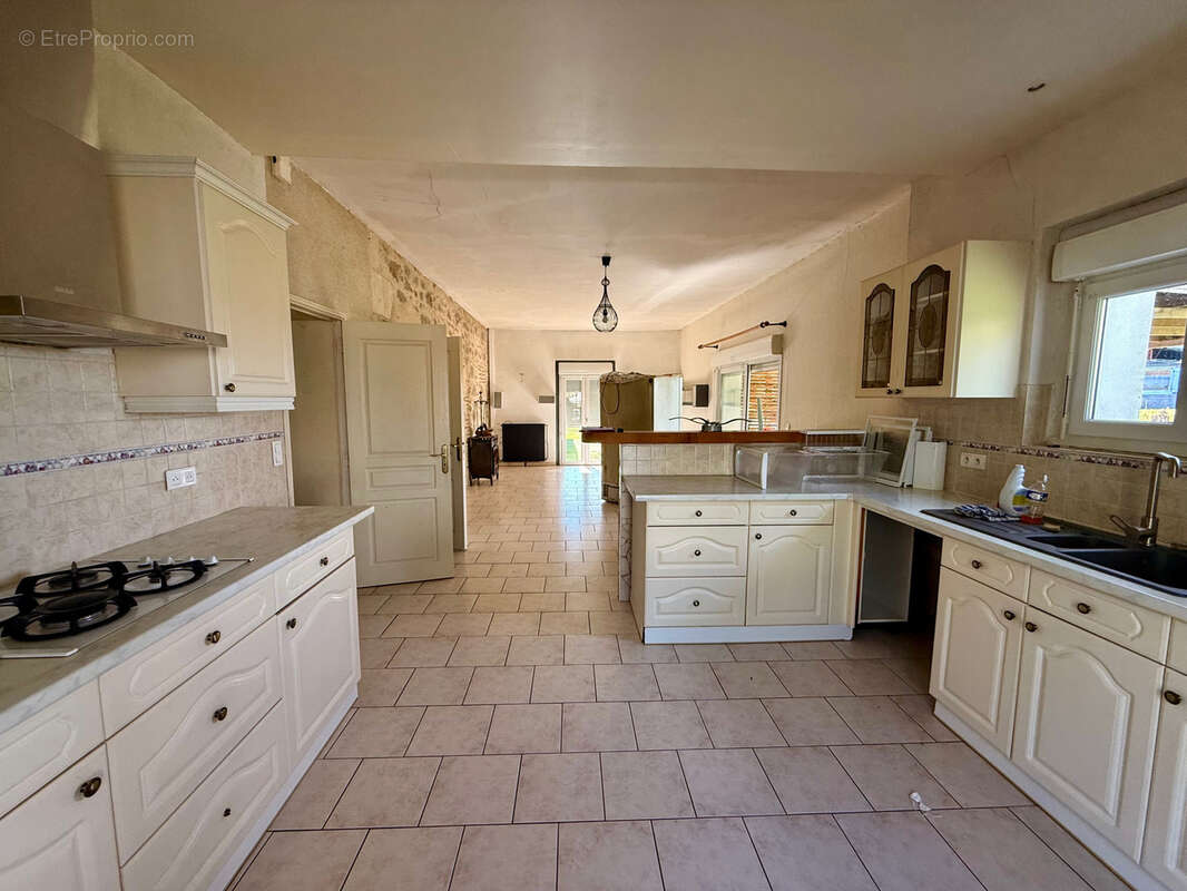 Maison à PINEL-HAUTERIVE