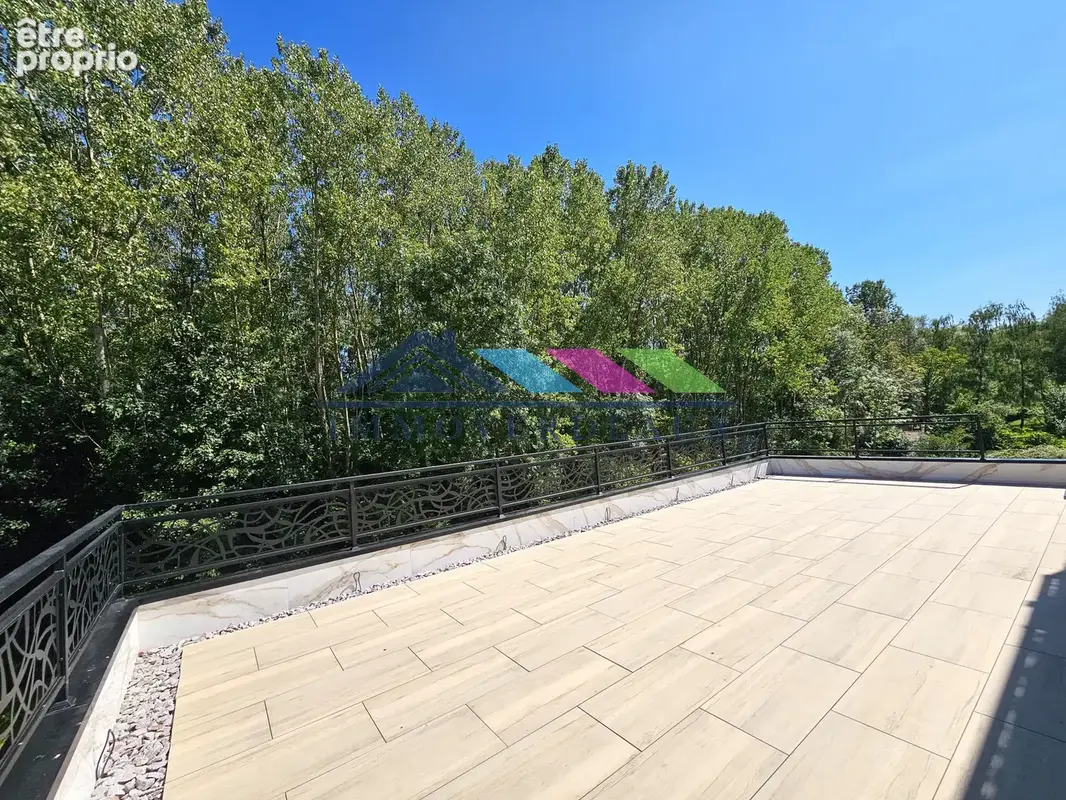Maison 5 chambres / 2 terrasses / 2 garages - photo 5