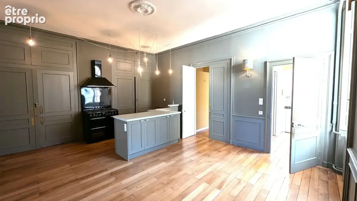 Appartement 121m² Lons-le-Saunier 4 pièces - photo 2
