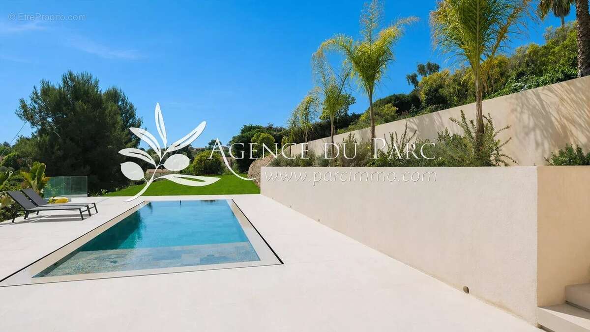Maison à ANTIBES