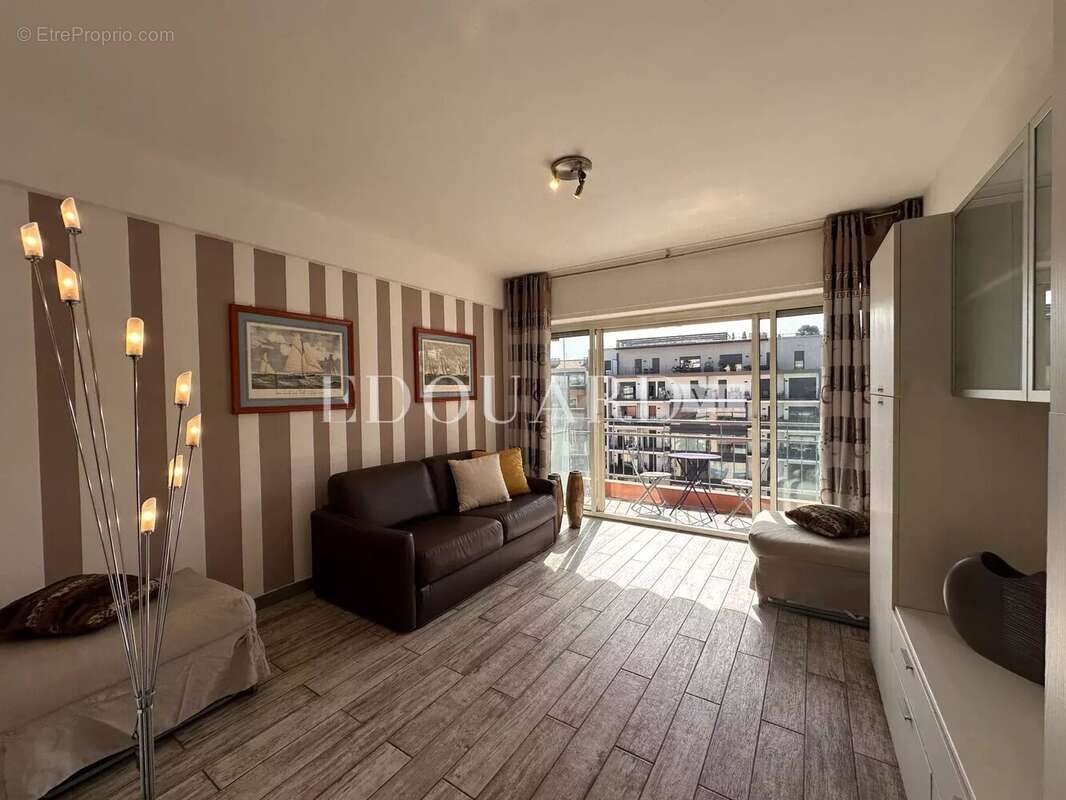 Appartement à MENTON