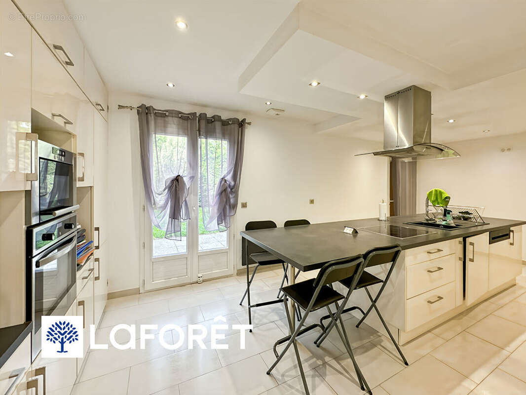 Maison à MORSANG-SUR-ORGE