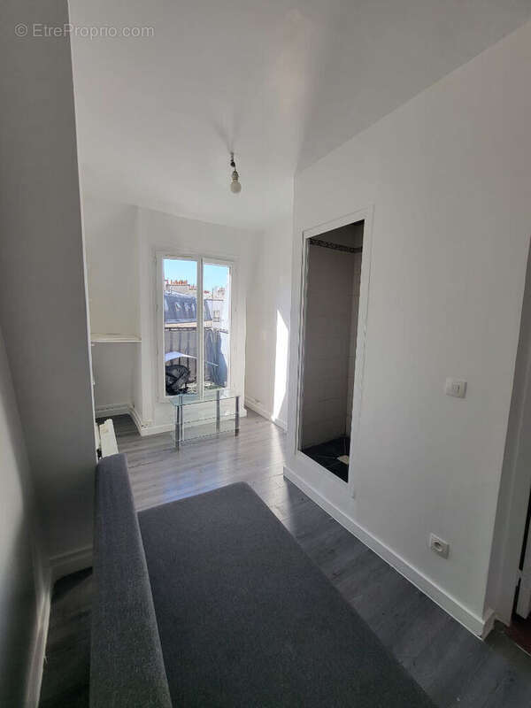 Appartement à PARIS-10E