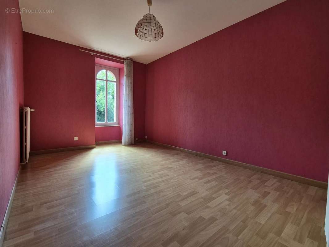 Maison à LE LION-D&#039;ANGERS