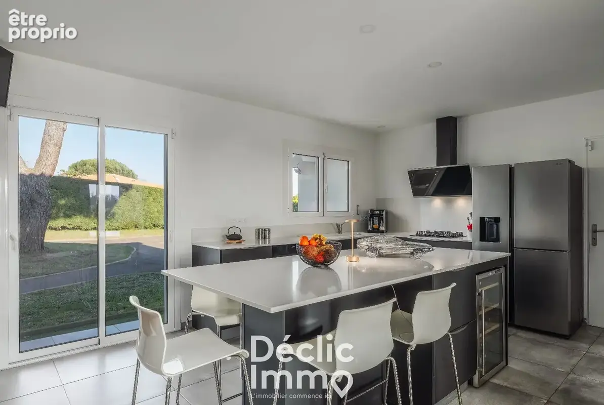 À vendre maison contemporaine 5 chambres, piscine et un T2 indépendant à Bouliac - photo 8