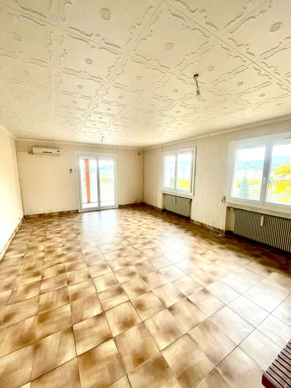 Photo 8 - Maison à SAINT-ETIENNE