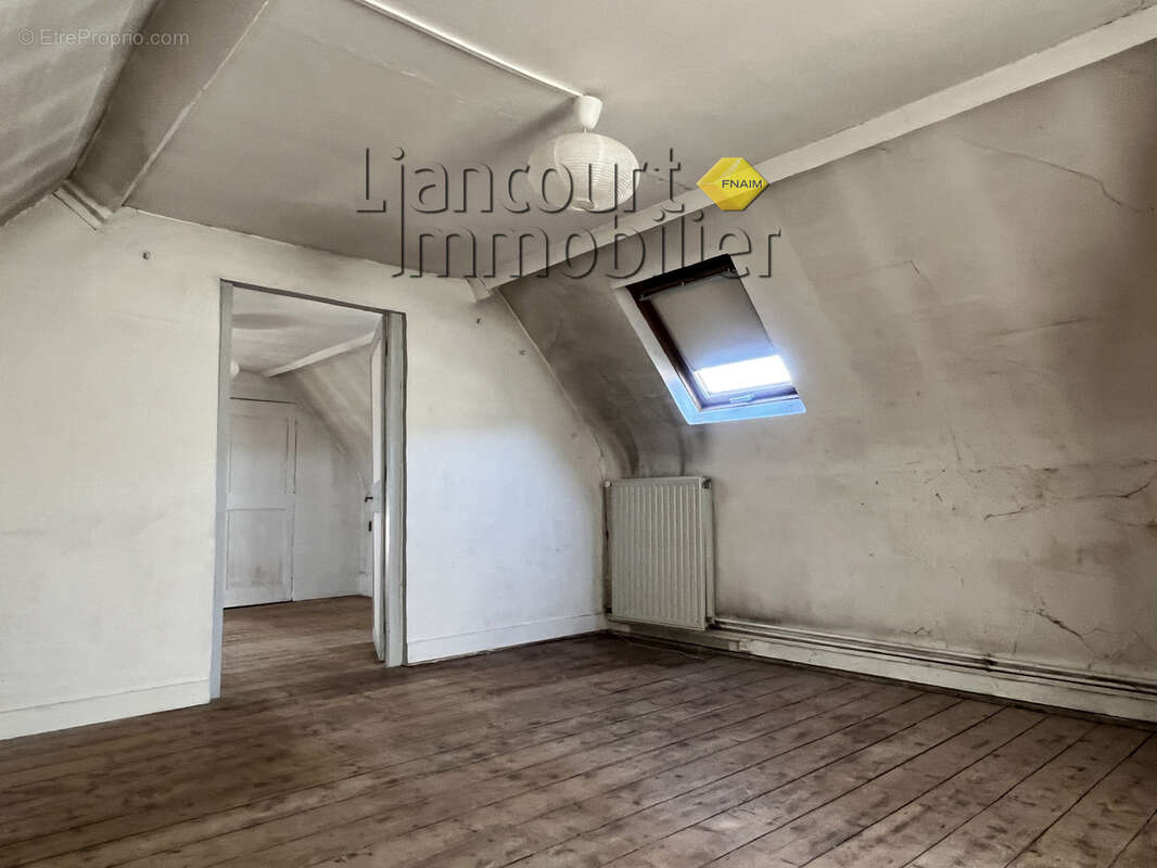 Maison indépendante pleine de charme à RANTIGNY 169900 € - photo 12
