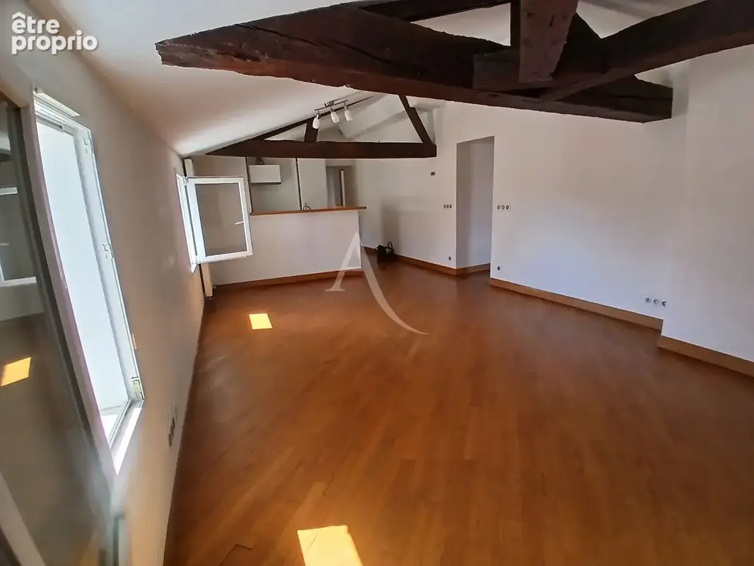 Appartement Saintes 3 pièce(s) 66.50 m2 - photo 2