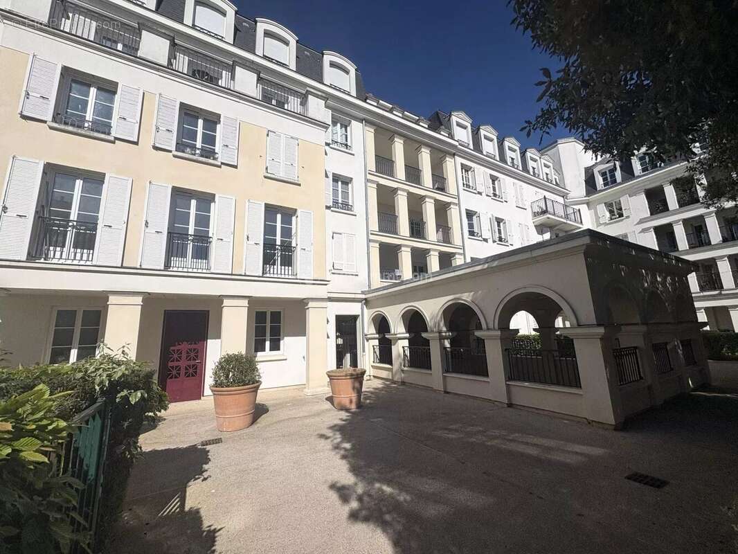 Appartement à SERRIS